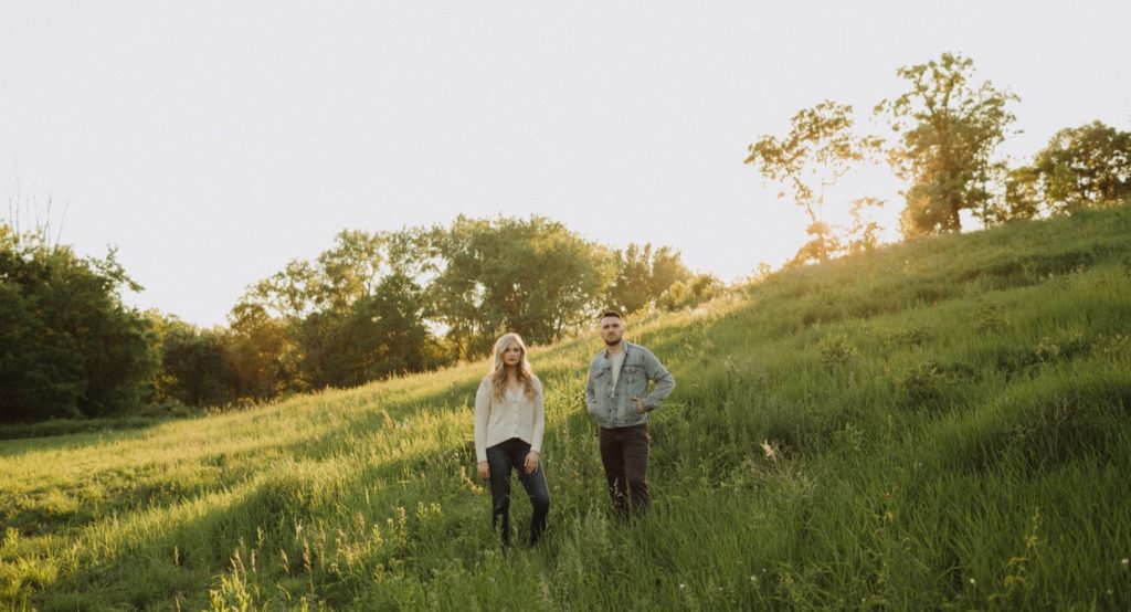 Engagement shoot outfits